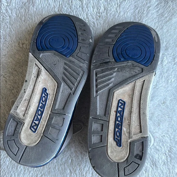 Jordan 3 Retro - Picture 3 of 10